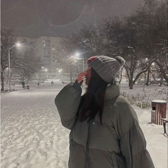 Meet your Posher, Chloe - Picture 1 of 1